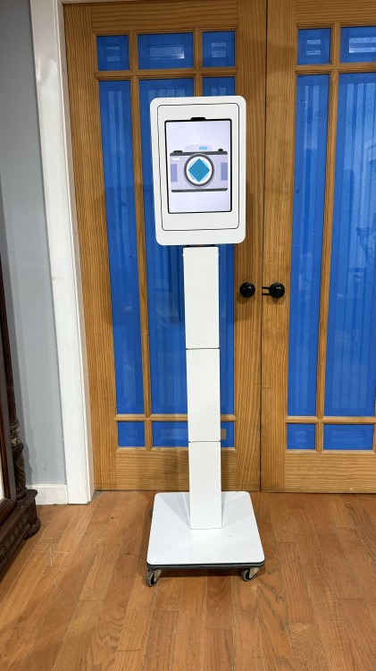 PHOTO BOOTH